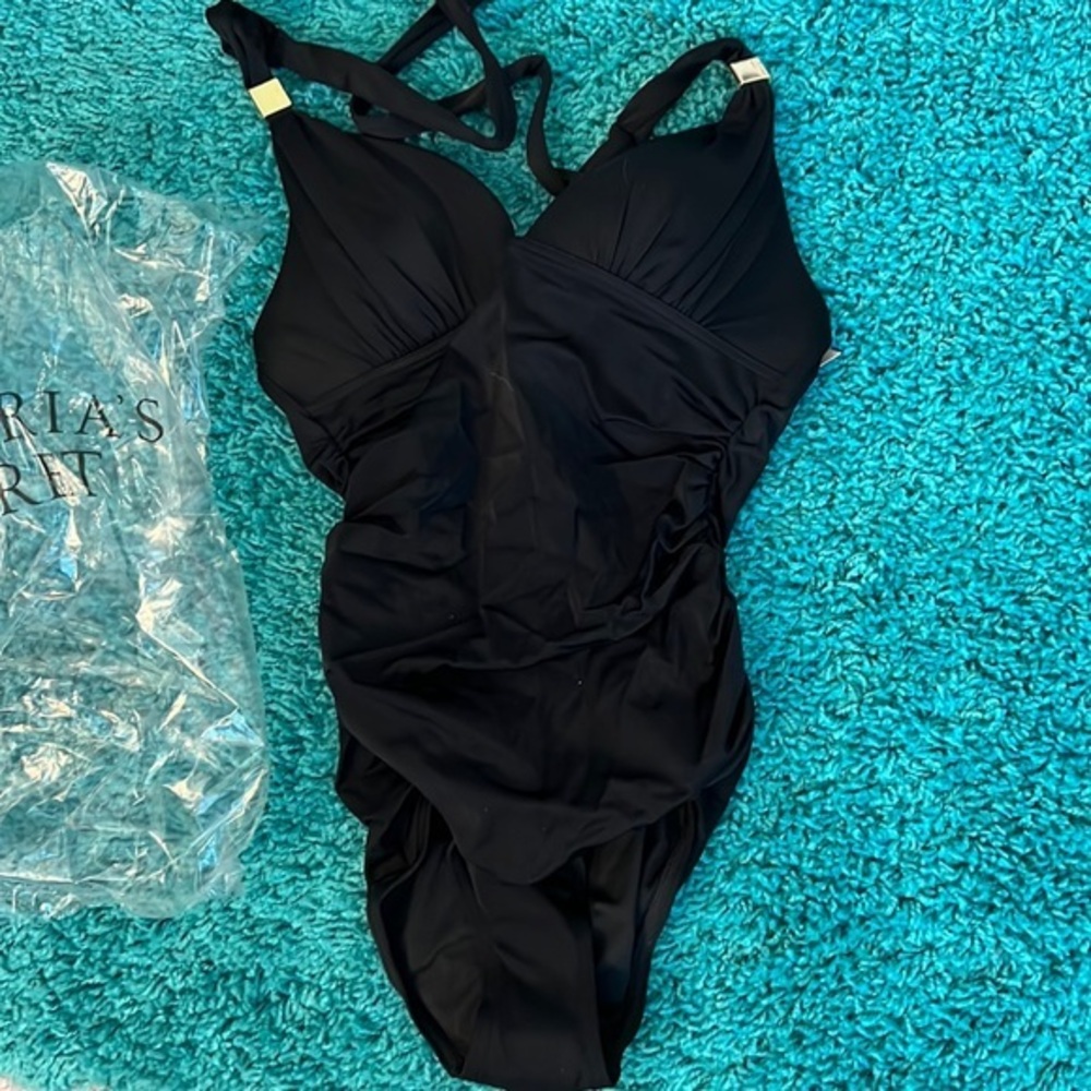 Victoria’s Secret one piece swimsuit ruched black small petite
